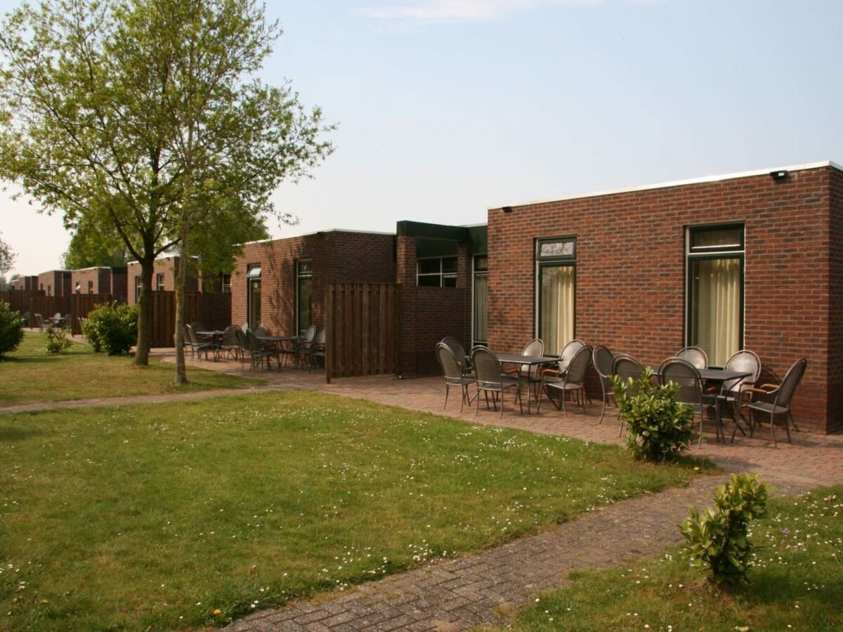 Holiday house Vollständig möblierter Bungalow in Terwolde - Outdoor photo 2