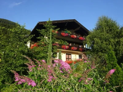 Holiday apartment Landhaus Bonaventura in Millstatt - Holiday apartment