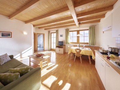 Holiday apartment Obstgarten im Lindenhof - Features photo 12