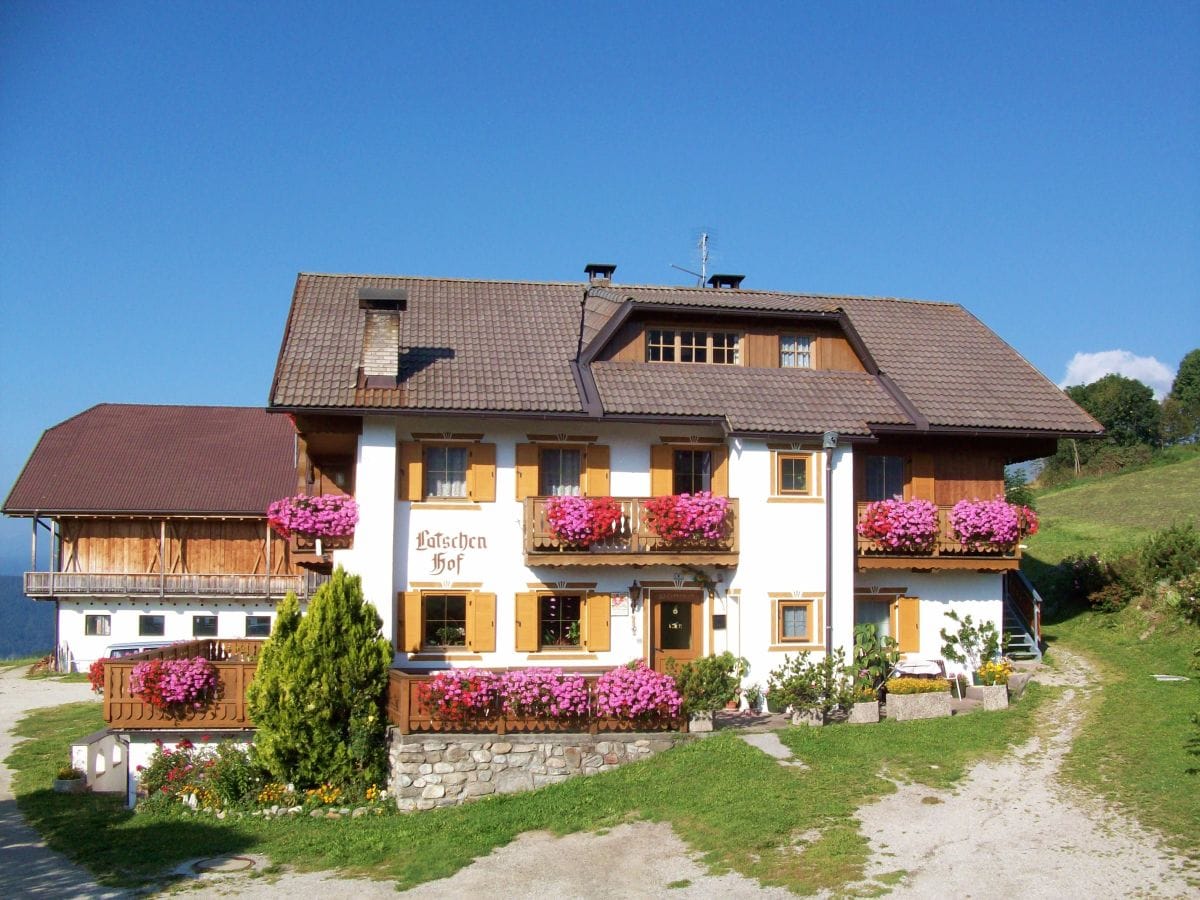 Holiday apartment On the Latschenhof farm 3 flowers