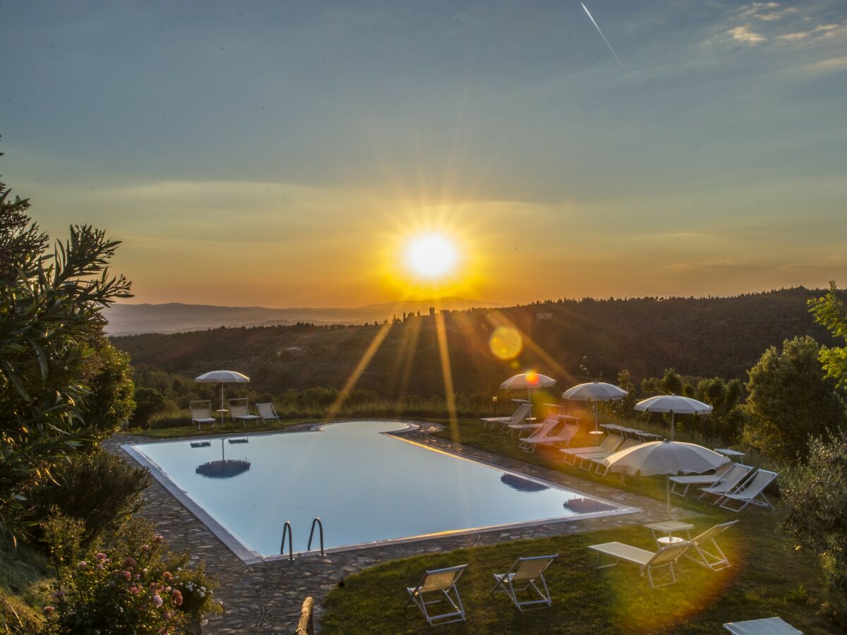 Apartment La Torre della Rocca in Chianti - Outdoor photo 2