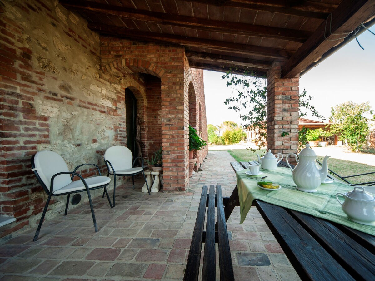 Apartment Lillarosa is Your Agritourism close to Siena - Outdoor photo 5