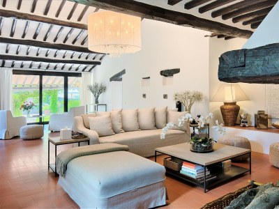 Villa Luxury Villa in Chianti with Winery up to 8 Guests - Features photo 10