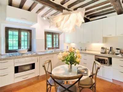 Villa Luxury Villa in Chianti with Winery up to 8 Guests - Features photo 17