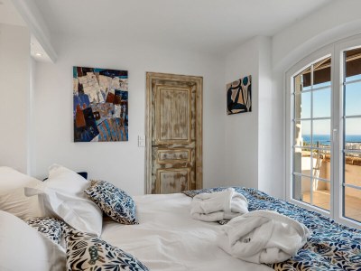 Holiday house Villa contemporary with a panoramic view of Mandelieu - Features photo 21