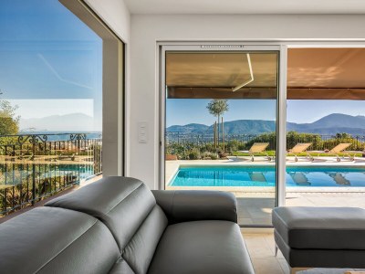 Holiday house Villa contemporary with a panoramic view of Mandelieu - Features photo 43