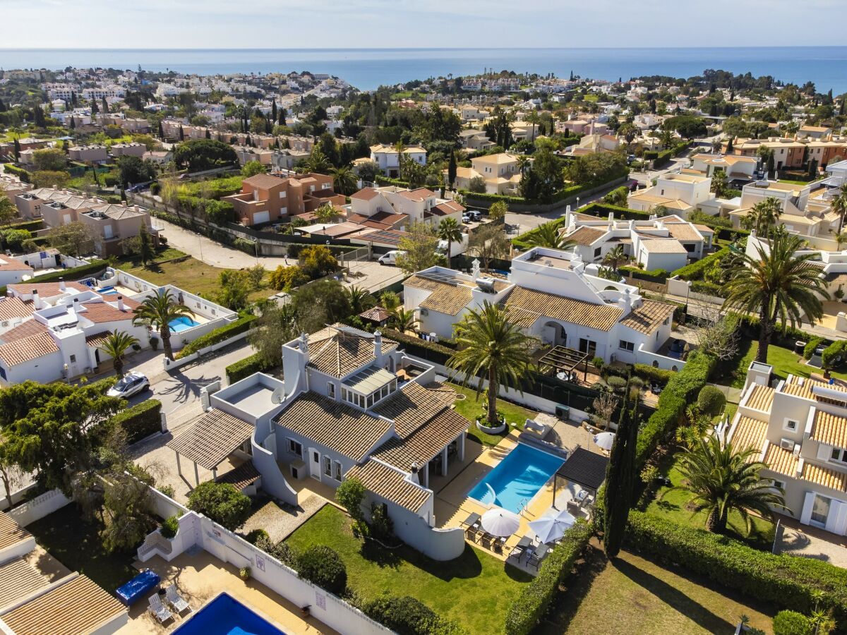 Villa Villa in der Küstenstadt Carvoeiro, Algarve - Outdoor photo 4