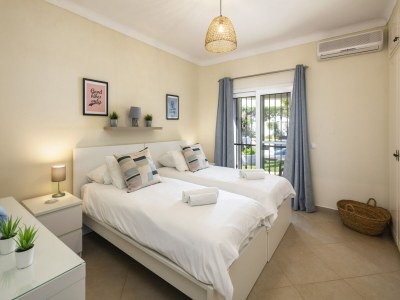 Villa Villa in der Küstenstadt Carvoeiro, Algarve - Features photo 15