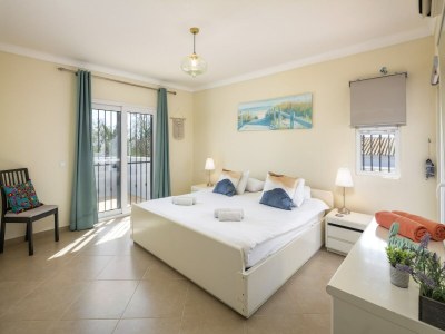 Villa Villa in der Küstenstadt Carvoeiro, Algarve - Features photo 18