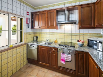 Holiday house Holiday home in Benagil with communal pool - Features photo 15