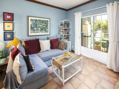 Holiday house Holiday home with terrace, sea-view in Caramujeira - Holiday house