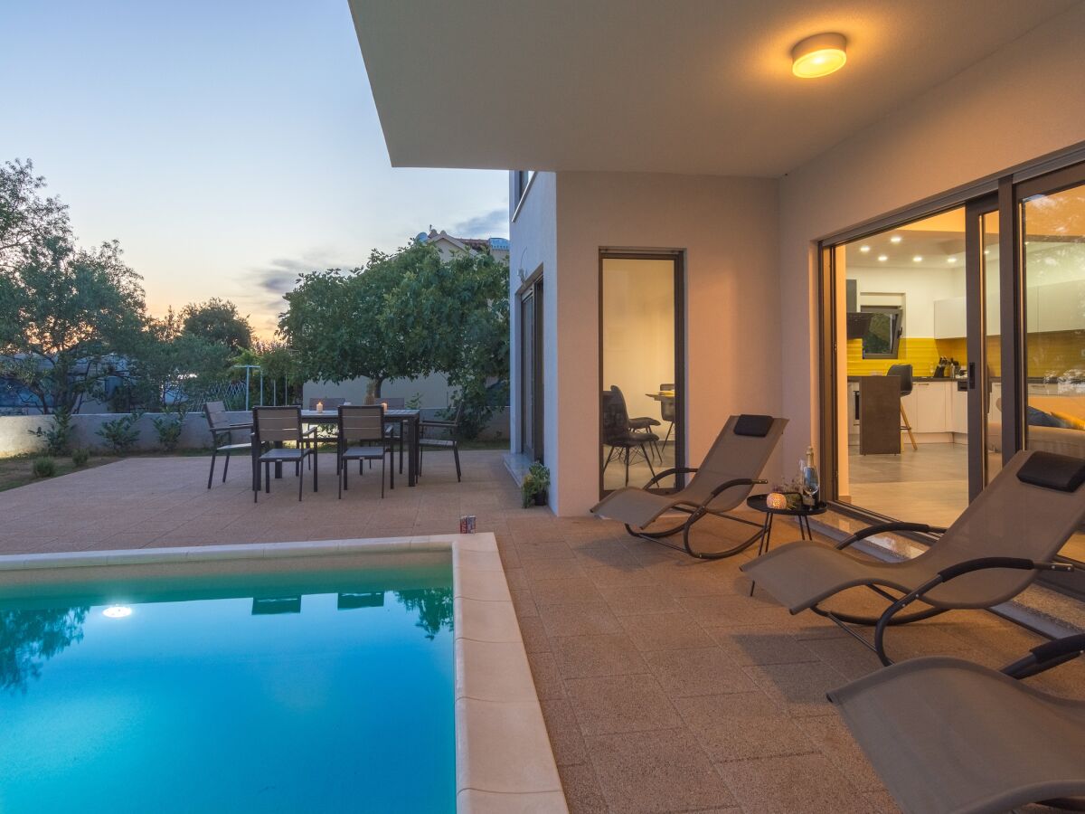 Villa Villa in Turanj mit Meerblick - Outdoor photo 5