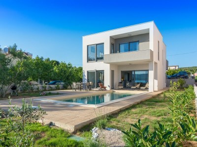 Villa Villa in Turanj mit Meerblick - Outdoor photo 10