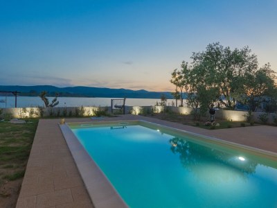 Villa Villa in Turanj mit Meerblick - Outdoor photo 12