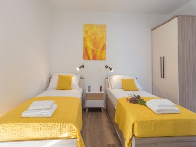 Villa Villa in Turanj mit Meerblick - Features photo 18