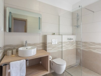 Villa Villa in Turanj mit Meerblick - Features photo 28