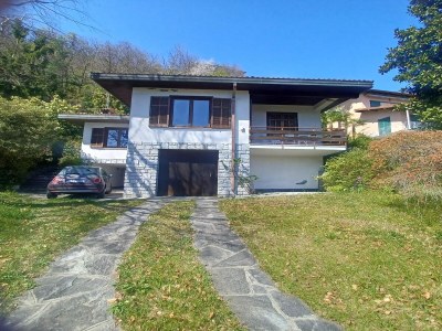 Holiday house Villa in Ghiffa with Lake Maggiore Views - Outdoor photo 3