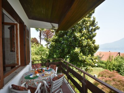 Holiday house Villa in Ghiffa with Lake Maggiore Views - Outdoor photo 8