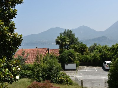 Holiday house Villa in Ghiffa with Lake Maggiore Views - Outdoor photo 10