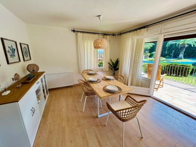 Apartment Apartment in Calella with Waterfront Views - Features photo 13