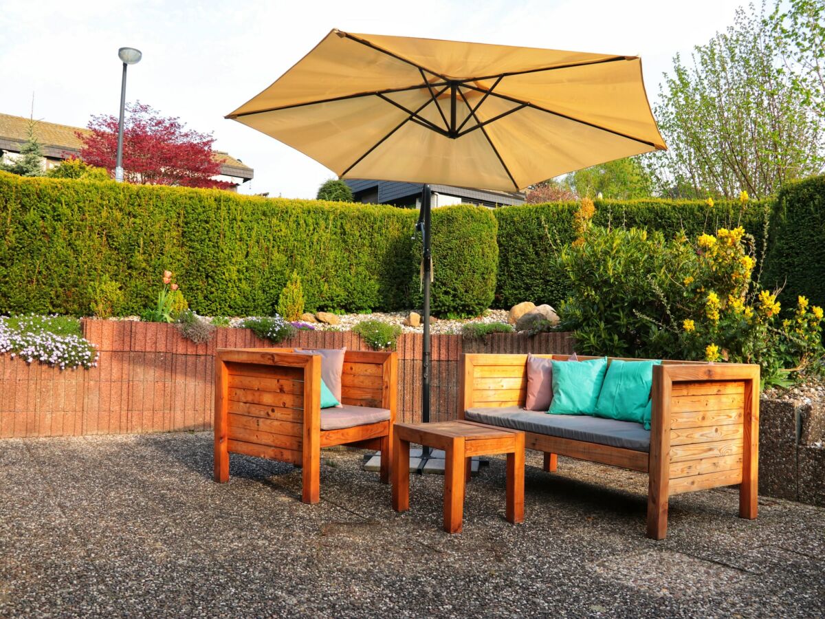 Holiday house Ruhiger Bungalow am Hennesee mit Terrasse - Outdoor photo 3