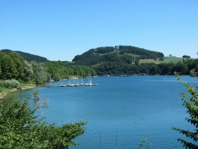 Holiday house Ruhiger Bungalow am Hennesee mit Terrasse - Environment photo 22
