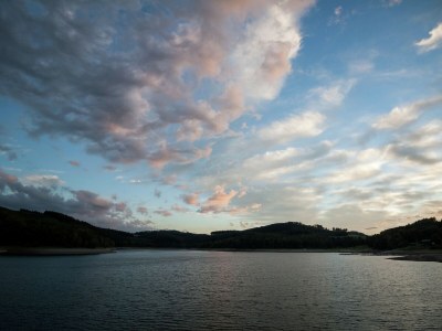 Holiday house Ruhiger Bungalow am Hennesee mit Terrasse - Environment photo 23