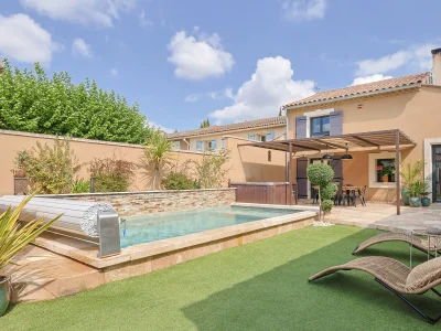 Holiday house Les Murmures in Paluds De Noves - Holiday house