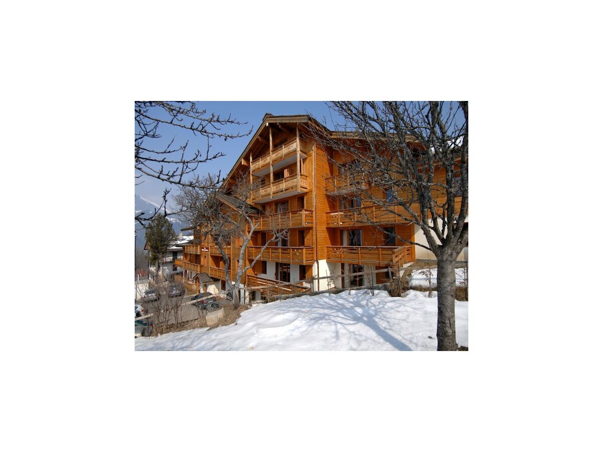 Holiday park Gemütlicher Chalet-Aufenthalt mit Pool - Outdoor photo 3