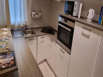 Apartment Spacious apartment in Kastel Novi - Features photo 10