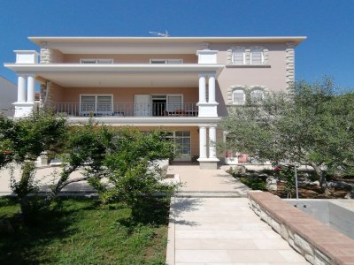 Apartment Seaside Family Apartment in Kampor in Kampor - Apartment