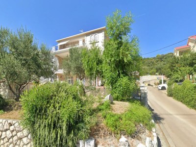 Apartment Seaside Family Apartment in Kampor - Outdoor photo 2