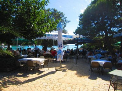 Apartment Seaside Family Apartment in Kampor - Environment photo 35