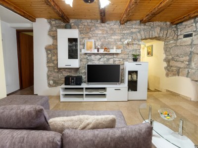 Holiday house 2 stone Houses, Iva - Features photo 15