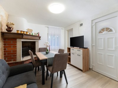 Holiday house 2 stone Houses, Iva - Features photo 23