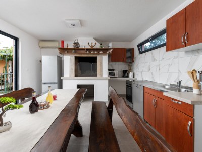 Holiday house 2 stone Houses, Iva - Features photo 26