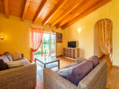 Holiday house Modern Salo Flat with Pool - Features photo 30