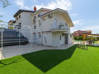 Villa Entspannende Villa in der Nähe von Porec mit Pool - Outdoor photo 8