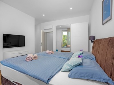 Villa Villa mit Pool, Spielzimmer, Garten - Features photo 37