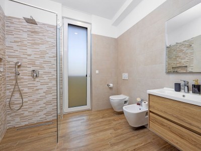 Villa Villa mit Pool, Spielzimmer, Garten - Features photo 42