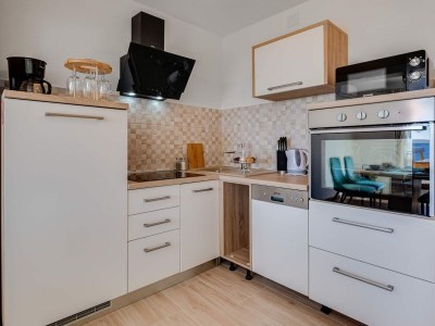 Apartment Tastefully designed apartment in Karlobag - Features photo 13