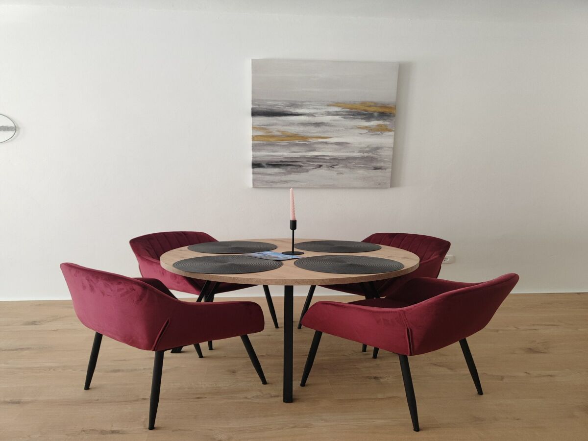 Apartment Wohnung mit Pool in Karlobag - Features photo 3