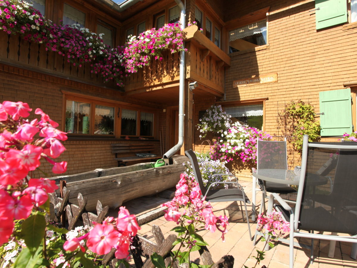 Holiday apartment Ellinger Nr. 1 - Outdoor photo 2