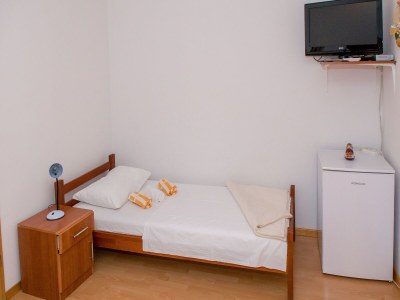 Apartment Apartments Anita-Triple room with terrace - Features photo 9
