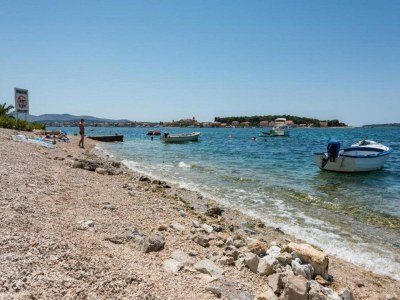 Apartment One-bedroom apartment near beach - Environment photo 14