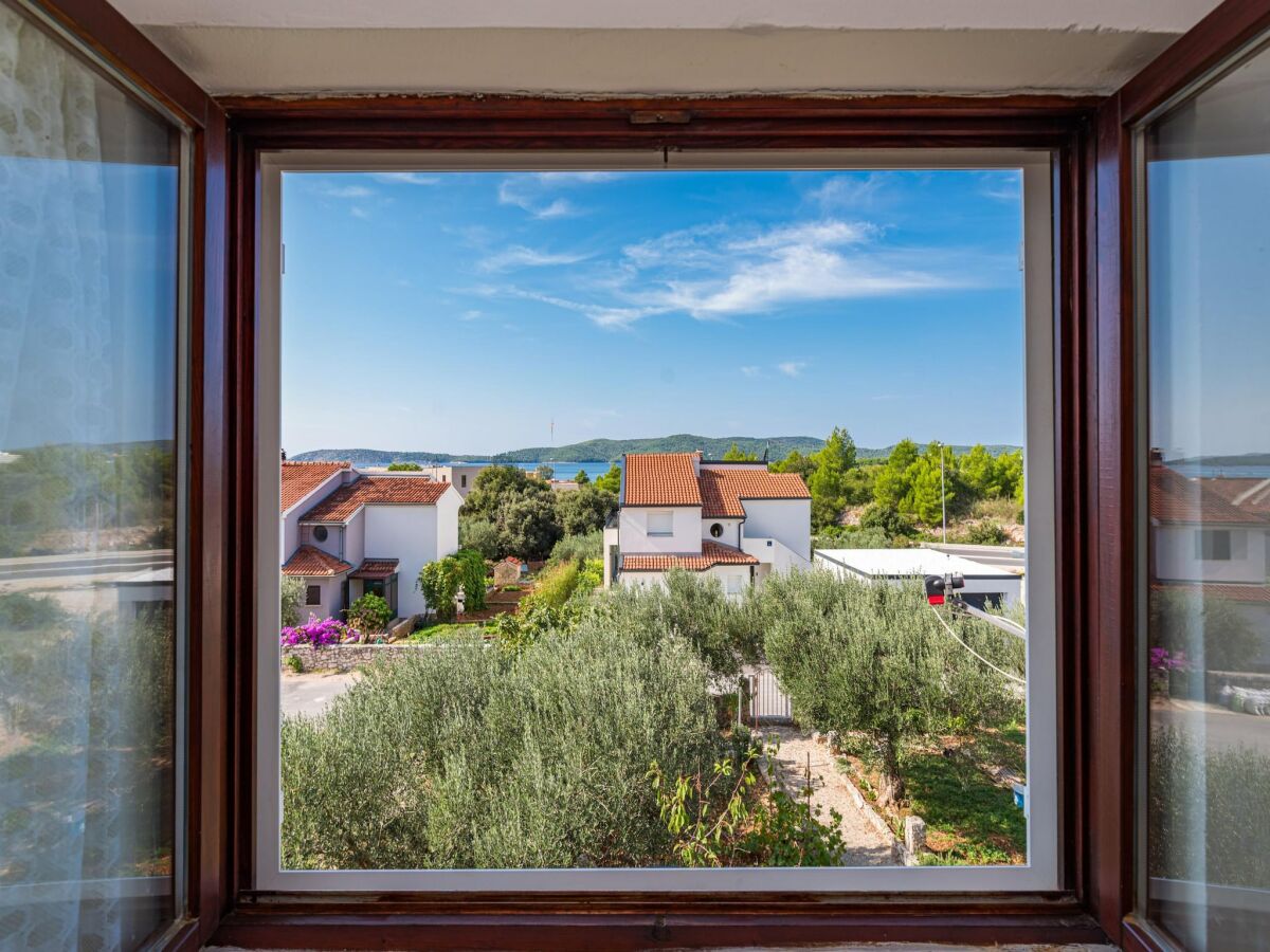 Apartment Wohnung in Brodarica nahe Strand Gaj - Outdoor photo 3