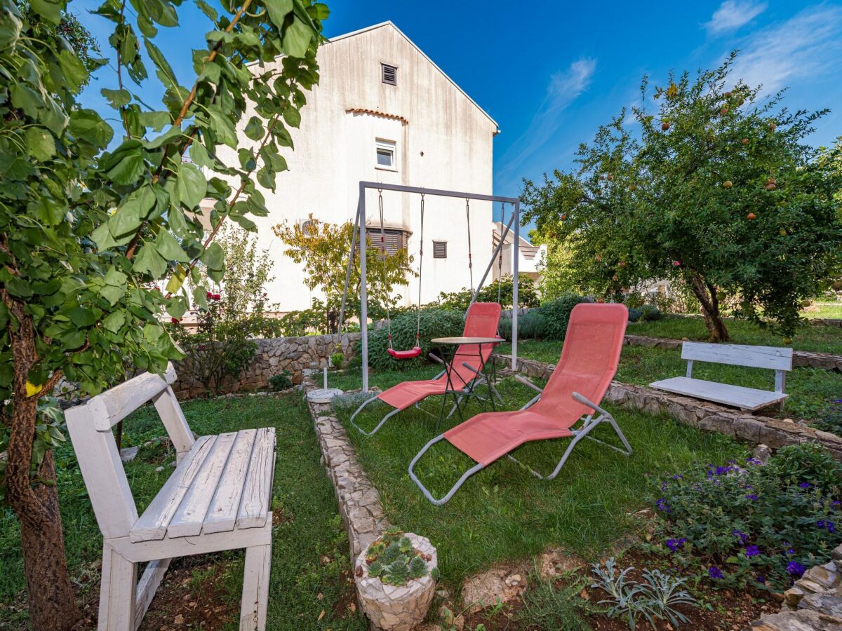 Apartment Wohnung in Brodarica nahe Strand Gaj - Outdoor photo 5