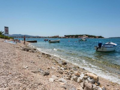 Apartment Wohnung in Brodarica nahe Strand Gaj - Environment photo 19