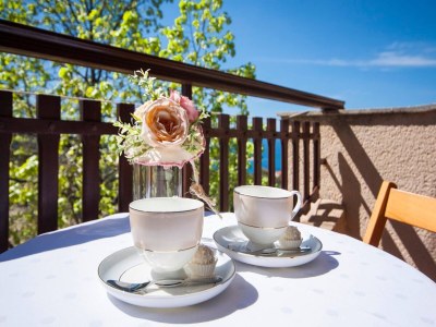 Apartment Einladende Ferienwohnung in Primosten - Outdoor photo 2