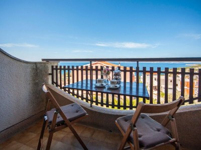 Apartment Scenic holiday apartment in Primošten - Outdoor photo 7